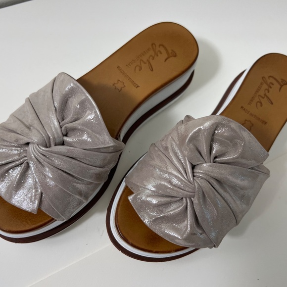 Platform Open Toe Slides - Picture 10 of 10